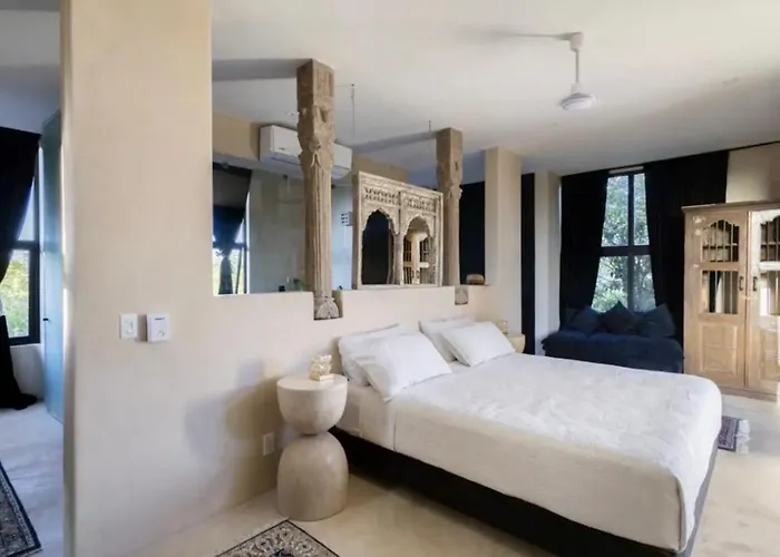 Zero Zero Villa *
